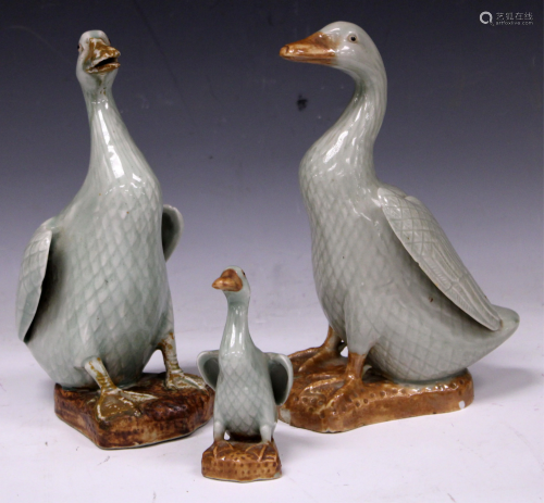 CHINESE VINTAGE FLAMBE POTTERY DUCKS, LOT…