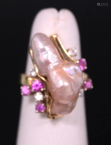 LADYS 14KT PEARL RING W/ RUBIES