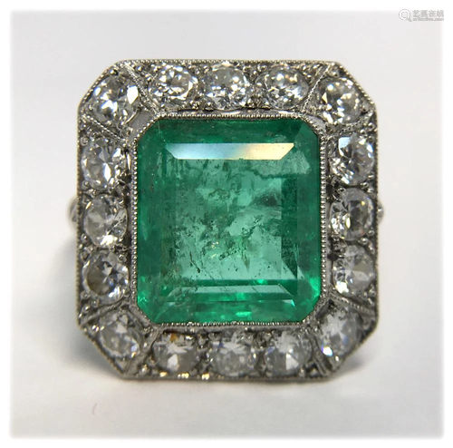 EUROPEAN 3.90 CT. EMERALD PLATINUM DIAMON…