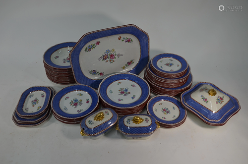 An extensive Victorian Copeland Spode china dinner