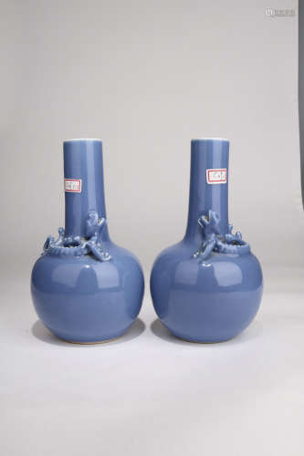 A Pair Of Blue Glazed Porcelain Vases,Qing Dynasty