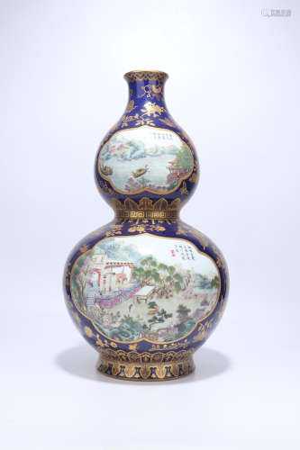 A Blue-Glazed Famille-Rose Porcelain Vase,Qing Dynasty