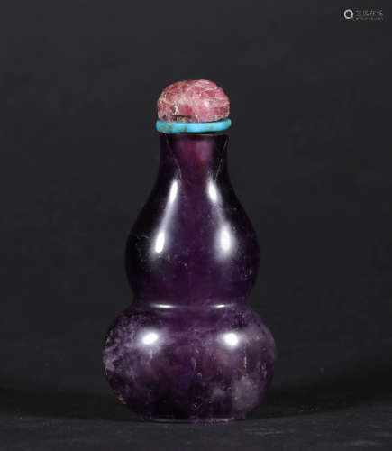 A QING DYNASTY AMITHYST GOURD SNUFF BOTTLE