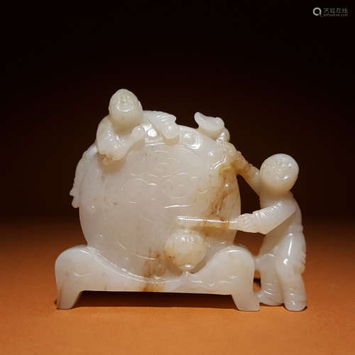 A HETIAN JADE HAPPY BOY ORNAMENET