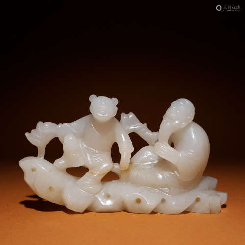 A HETIAN JADE BOY AND OLD MAN ORNAMENT