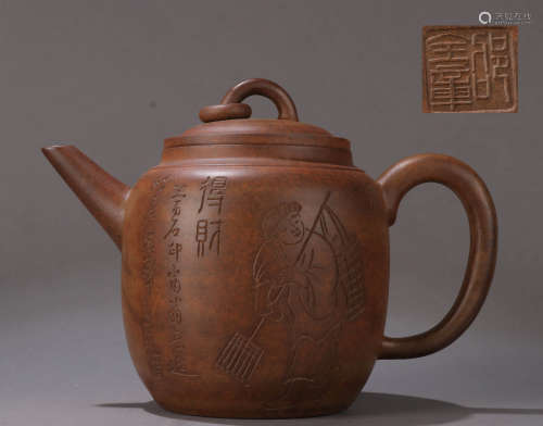 A QING DYNASTY PURPLE CLAY TEAPOT