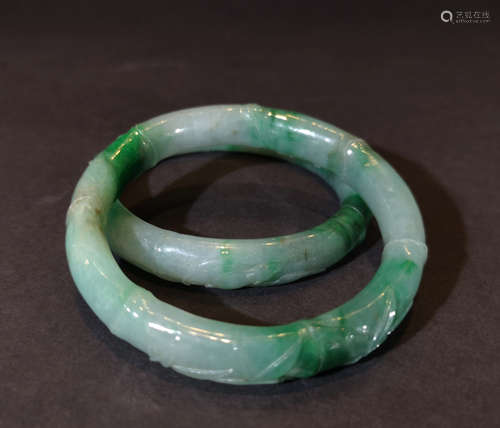 QING DYNASTY EMERALD BRACELET