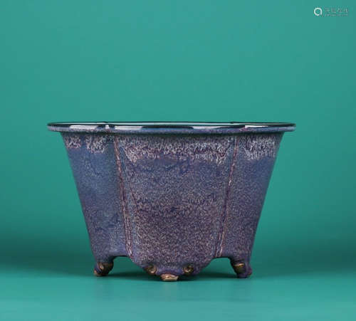 A Chinese Jun Yao Porcelain Planter