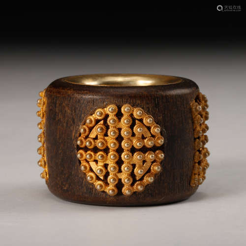 A Chinese Chenxiang Wood Thumb Ring