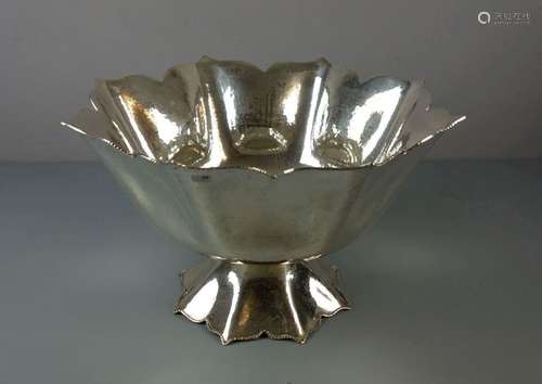 TAFELAUFSATZ / GROSSE SILBERSCHALE / FUSSSCHALE / silver centerpiece, 20. Jh., Manufaktur 