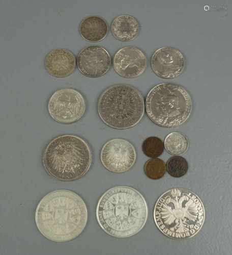 KONVOLUT SILBER-MÜNZEN UND MEDAILLEN / coins and medals, Konvolut über 18 Münzen und Medaillen,