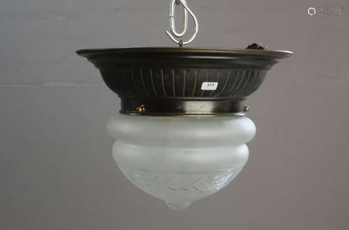 PLATINIERE / DECKENLAMPE / lamp, einflammig elektrifiziert, um 1910. Profilierte, aufgewölbte,