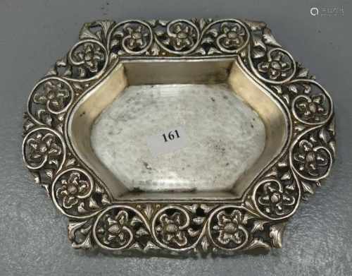 SILBERNE SCHALE / silver bowl, 800er Silber (70 g), gepunzt mit Feingehaltsangabe und
