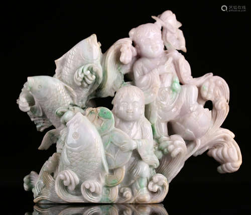 A JADEITE ORNAMENT CARVED WITH FIGURE&FISH