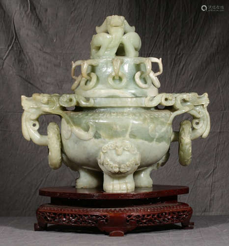 A JADE CENSER WITH BEAST EARS&FEET