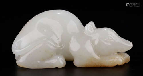 A HETIAN WHITE JADE PENDANT SHAPED WITH MOUSE