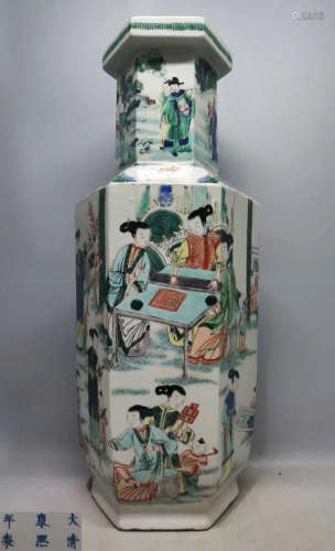 A FIVE COLOR GLAZE VASE PAINTED WITH STORY PATTERN