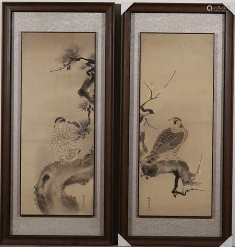 PAIR OF BIRD PATTERN PAINTING WITH FRAME