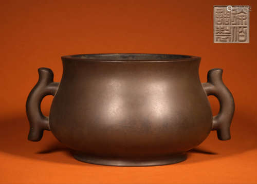 A CHINESE VINTAGE BRONZE INSENCE BURNER