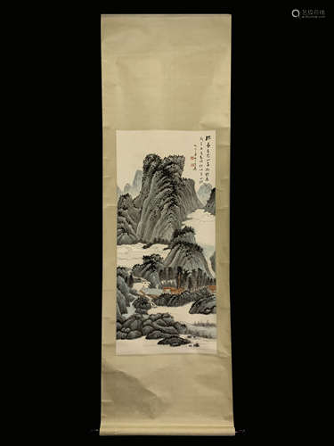 A CHINESE HAND PAINTED PAINTING VERTICAL SCROLL