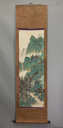 A CHINESE HAND PAINTED PAINTING VERTICAL SCROLL