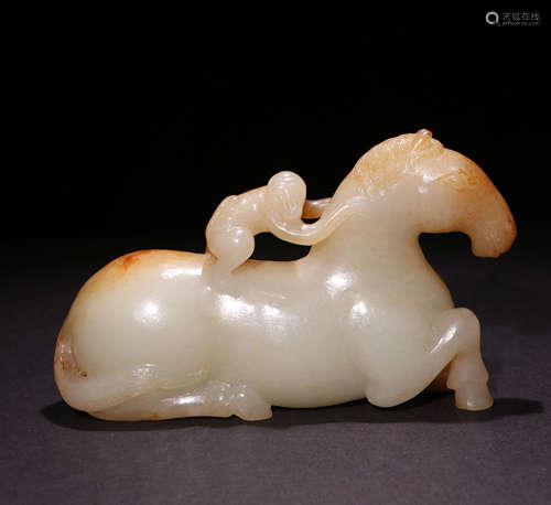 A CHINESE JADE DISPLAY ITEM