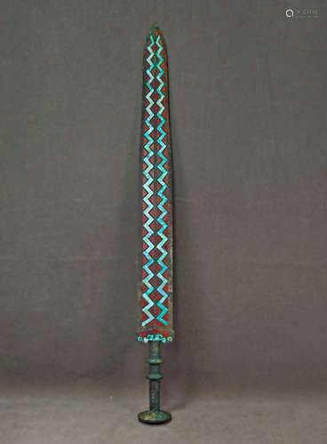 A CHINESE VINTAGE BRONZE SWORD