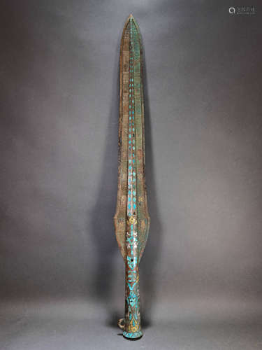 A CHINESE VINTAGE BRONZE SWORD