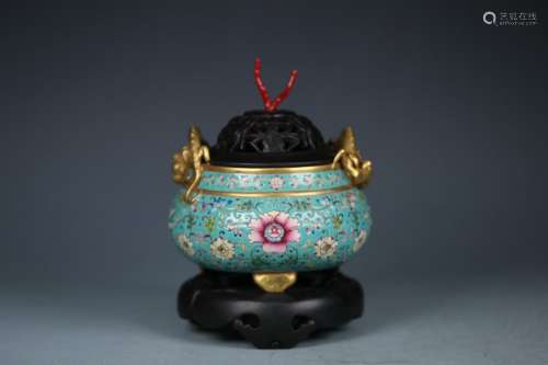 A Chinese Enameled Porcelain Floral Censer