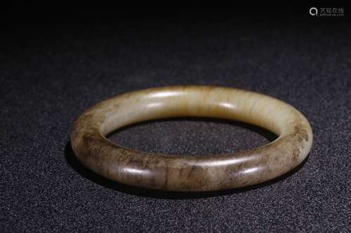 A Chinese Hetian Jade Bangle