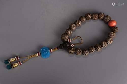 A Chinese Agarwood Bracelet