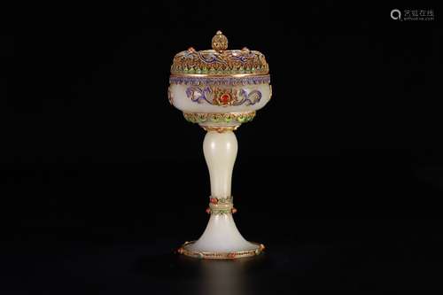 A Chinese Hetian Jade Ornament Embeded Gilt Silver