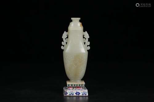 A Chinese Hetian Jade Vase