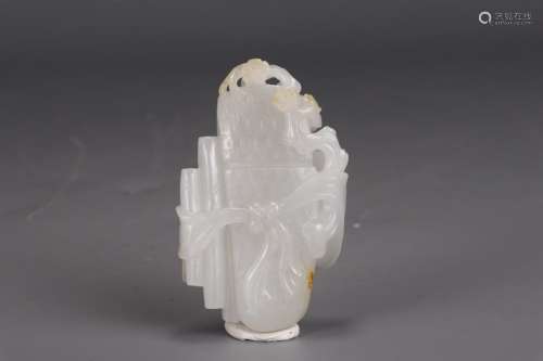 A Chinese Hetian Jade Pendant Of Flower Carving