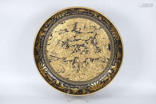 A Chinese Lacquer Plate Of Dragon Gilting