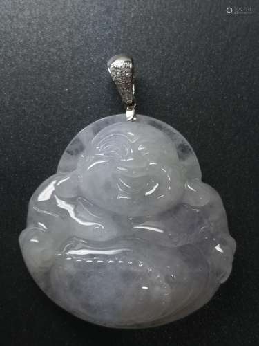 An 18K White Gold Icy Jadeite Pendant Embeded Diamond, Class A