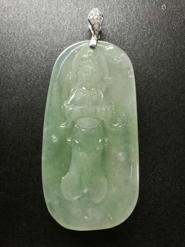 An 18K White Gold Icy Jadeite Pendant Embeded Diamond, Class A