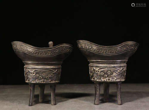 PAIR OF ZITAN WOOD CARVED RITUAL VESSEL CUPS, JUE