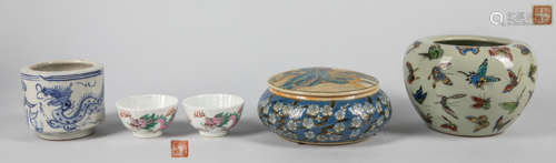 Group of Chinese Porcelain Wares