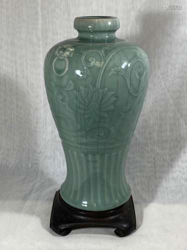 Chinese Celadon Porcelain Meiping