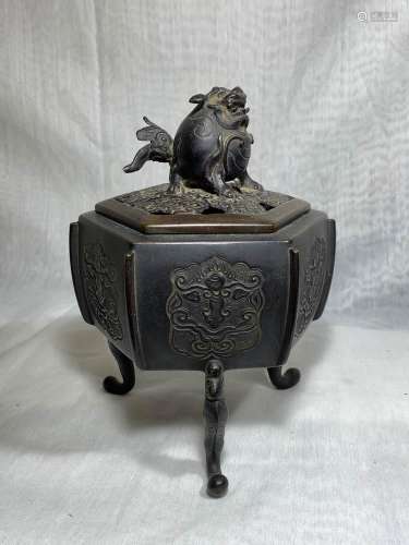 Chiese Bronze Censer with Foodog Finial