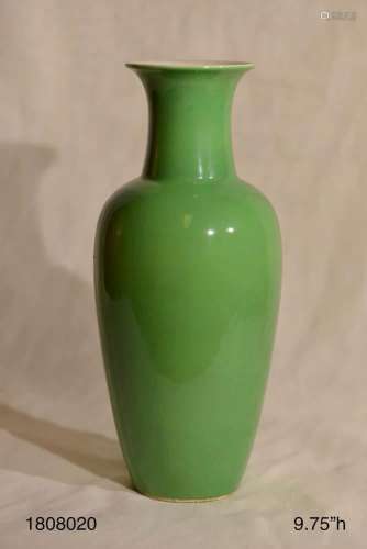 Chinese Green Monochrome Porcelain Vase