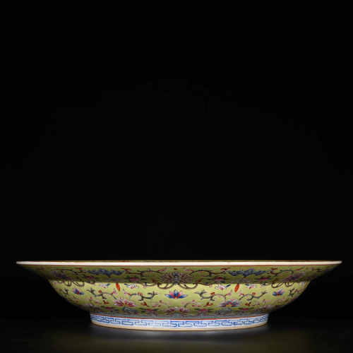 Jiaqing of Qing Dynasty           Pastel folding plate