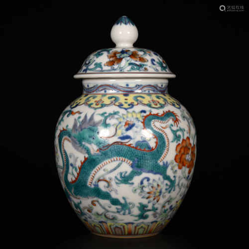 Qianlong of Qing Dynasty            Dragon design jar