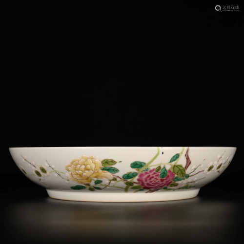 Yongzheng of Qing Dynasty            Pink flower and bird porcelain plate