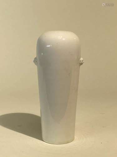 Chinese Dehua Porcelain Vase with Foolion Mask