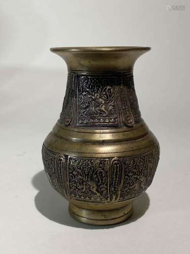Mid Eastern Nepalese Asian Bronze Vase - Lion