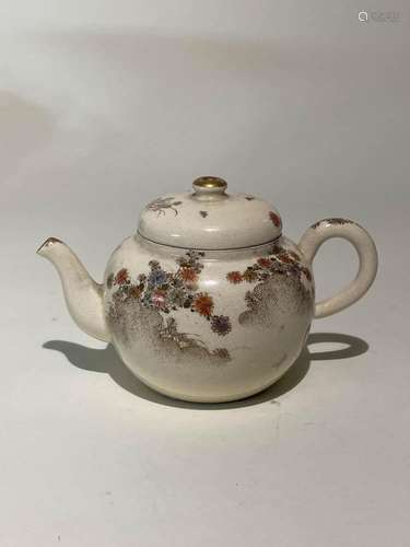 Japanese Satsuma Teapot by Kinkozan