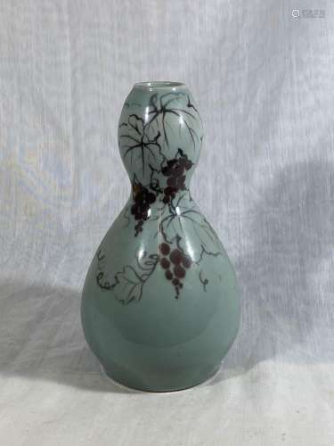 Japanese Celadon Porcelain Double Gourd Vase