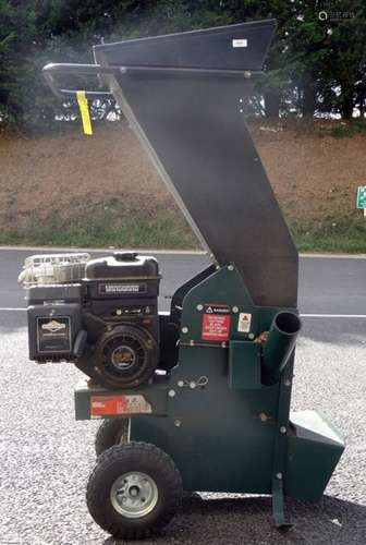 Masport BioWizz petrol chipper/shredder with Briggs & Stratton 205cc Vanguard engine Condition